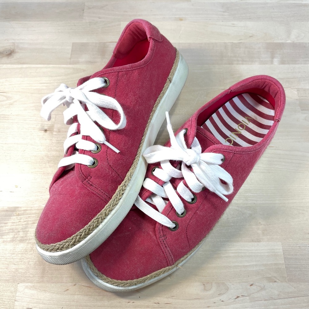 Vionic Hattie Sneakers Red Size 9